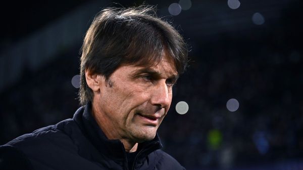 Conte questions Napoli Fiorentina scheduling