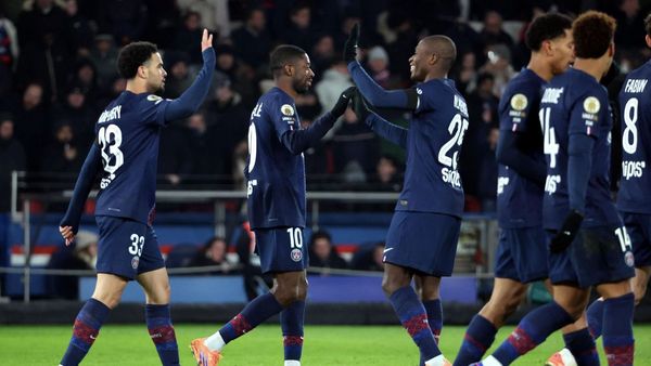 PSG edge Paris FC as Dembele settles derby