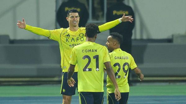 Ronaldo Leads Al-Nassr to Narrow 2-1 Victory