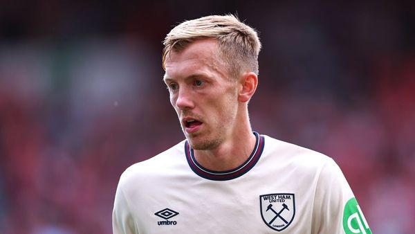 Ward-Prowse joins Burnley on loan