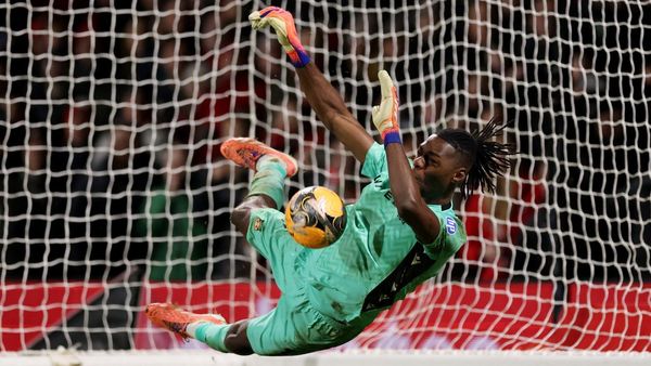 Wrexham win on penalties over Forest