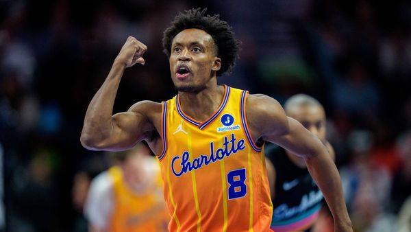 Hornets extend six-game win streak vs Spurs