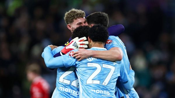 Coventry stun Middlesbrough with Wright