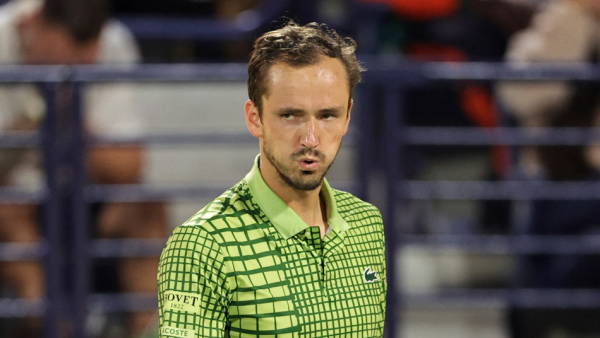 Medvedev downs Auger-Aliassime to set up Griekspoor final in Dubai