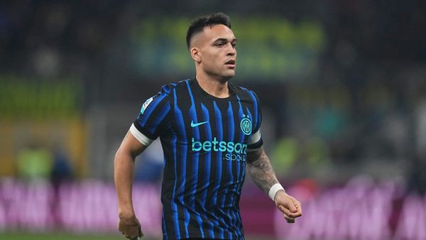 Martinez out for a month with calf injury