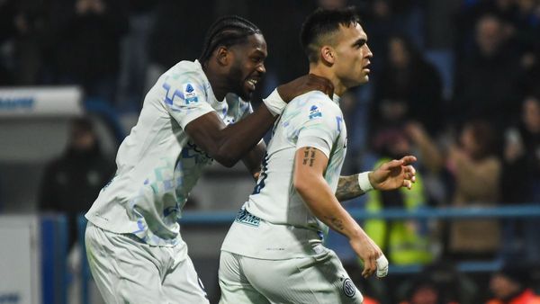 Inter thrashes Sassuolo to extend lead