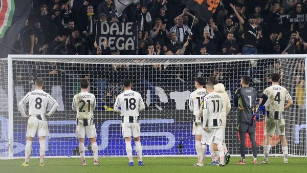 Juventus Back Spalletti After Red Card Controversy