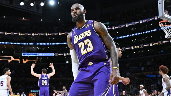 LeBron James Sets Oldest Triple-Double Record