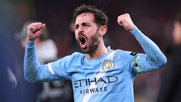 Manchester City claim dramatic Anfield win