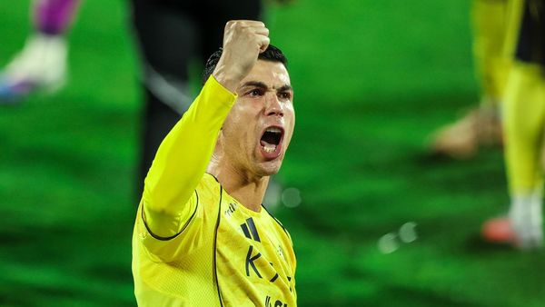 Ronaldo returns to score as Al-Nassr beat Al-Fateh Ronaldo returns to score as Al-Nassr beat Al-Fateh