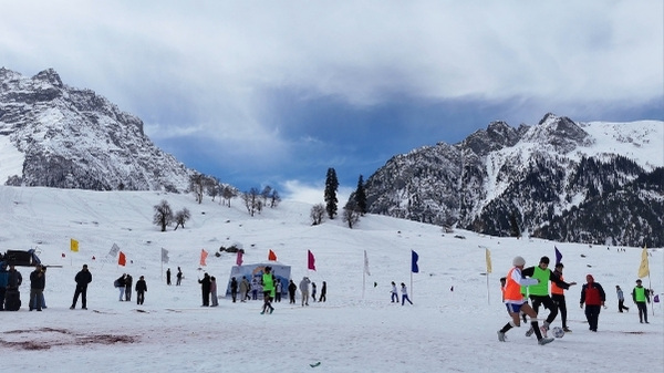 Srinagar Rides Sonamarg Rises J amp amp K s Winter Sporting Horizon Expands