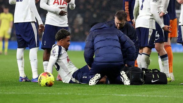 Odobert out with ruptured ACL as Spurs struggle