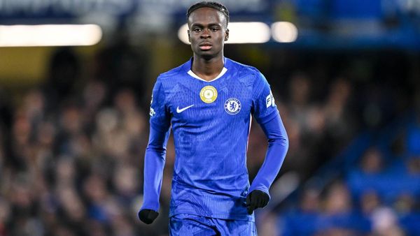 George to Everton on loan as McNeil deal fails