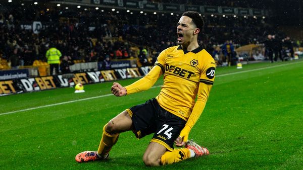 Wolves 2-2 Arsenal: Edozie Debut Goal