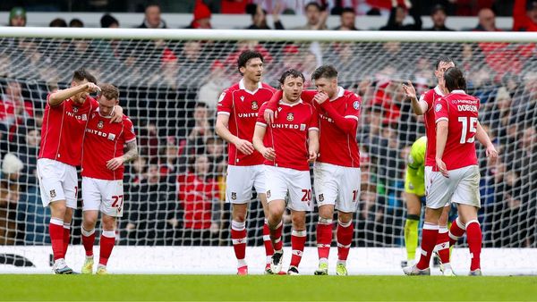 Wrexham edge Ipswich in eight-goal thriller