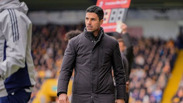 Rooney Defends Arteta Against Criticism