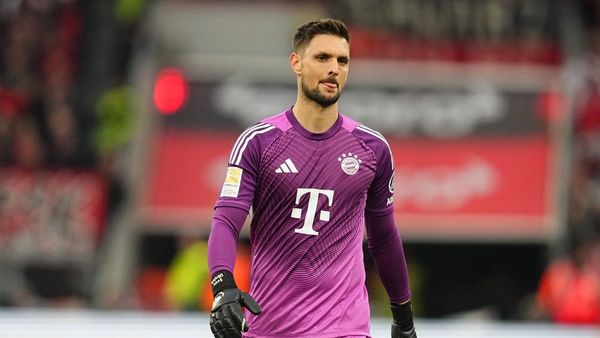 Bayern Goalkeeping Crisis After Ulreich Injury Bayern Goalkeeping Crisis After Ulreich Injury
