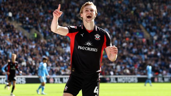 Peretz stars as Southampton edge Coventry