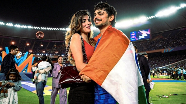 Who is Ishan Kishan s Girlfriend Aditi Hundia India star celebrates T20 World Cup Win with Lady Love Who is Ishan Kishan s Girlfriend Aditi Hundia India star celebrates T20 World Cup Win with Lady Love