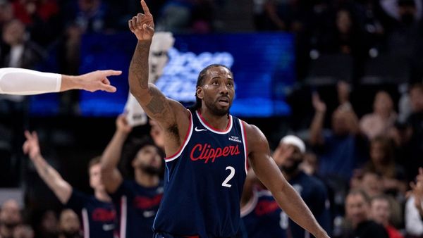 Kawhi Leonard 45 Points Sparks Clippers Surge