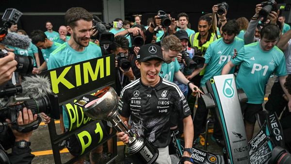 Antonelli tops F1 standings after Suzuka win Antonelli tops F1 standings after Suzuka win