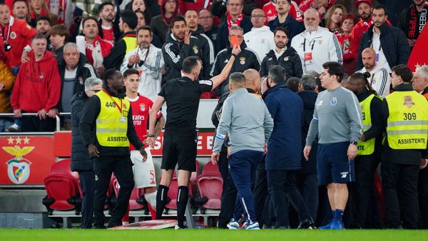 Mourinho fume traitor jibe Classico