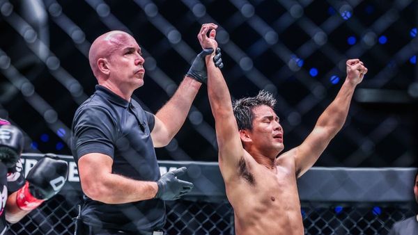 Yuki Yoza No-Wrap Face-off with Haggerty