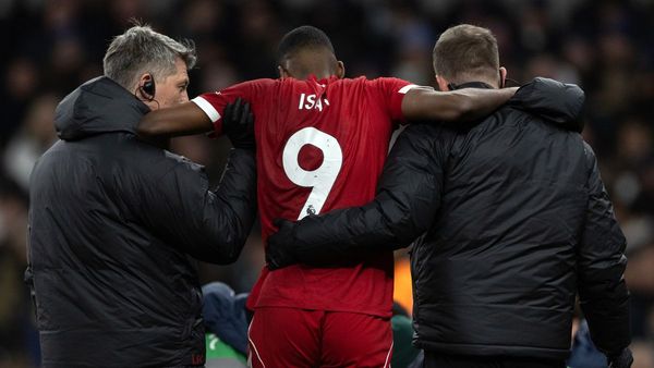 Isak Returns to Liverpool Training