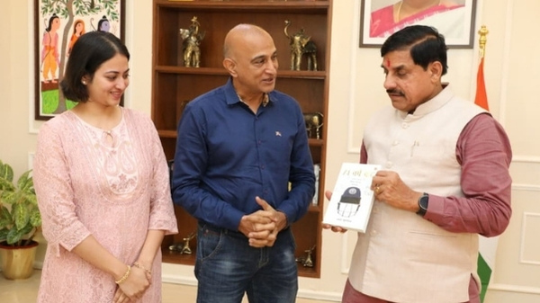 Kerala Coach Amay Khurasiya writes New Book on Ranji Trophy Emergence with inputs from Dravid Kumble