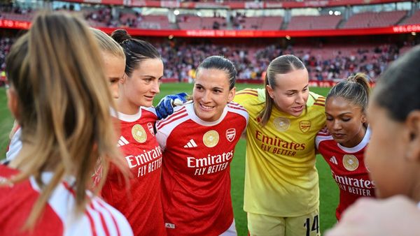 Arsenal Women chase WSL title