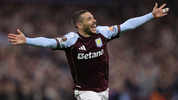 Villa reach Europa semi-final