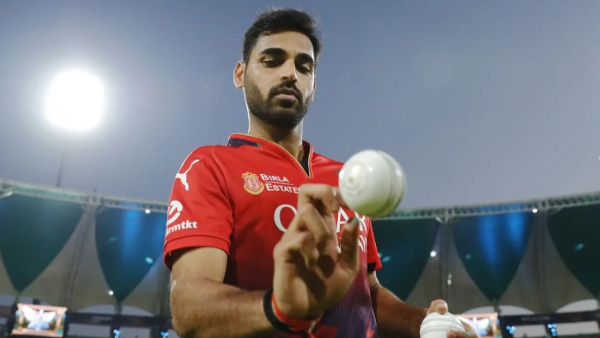RCB vs CSK Bhuvaneshwar Kumar Becomes First Fast Bowler To Take 200 Wickets In IPL