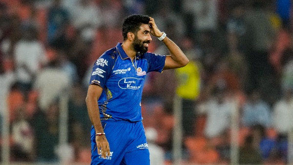 GT vs MI IPL 2026 Jasprit Bumrah Ends Wicket Drought With A First-Ball Strike - Watch