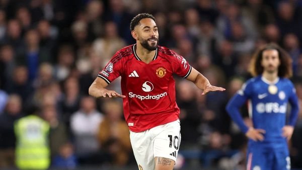 Cunha seals Chelsea defeat at United