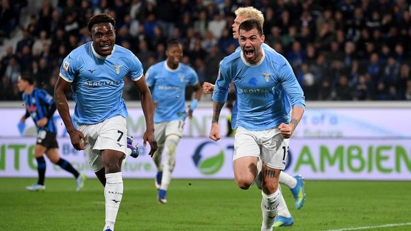Lazio reach Coppa Italia final on penalties