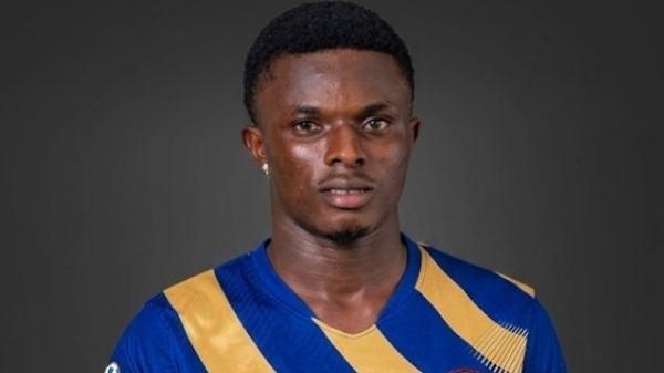 Ghanaian Footballer who plays for Berekum Chelsea dies after Armed Robbery in Team Bus