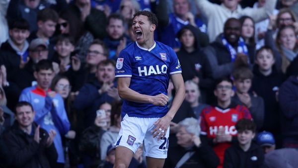 Ipswich Move into Automatic Promotion
