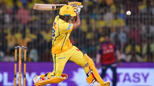 MI vs CSK Goodness Me - Kartik Sharma hits a Six over Extra Cover leaves Commentators in Awe MI vs CSK Goodness Me - Kartik Sharma hits a Six over Extra Cover leaves Commentators in Awe