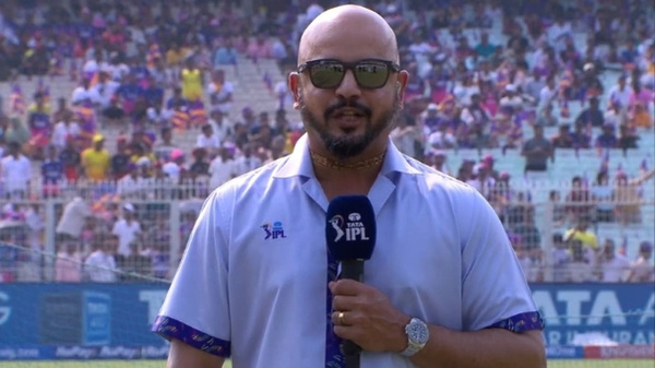 IPL 2026 Ian Bishop Apologizes during KKR vs RR Pitch Report Murali Kartik Ditches Blazer during Toss