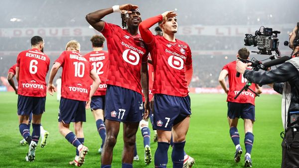 Lille beat Lens 3-0 in derby