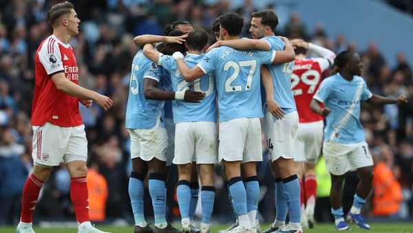 Man City tipped to win title