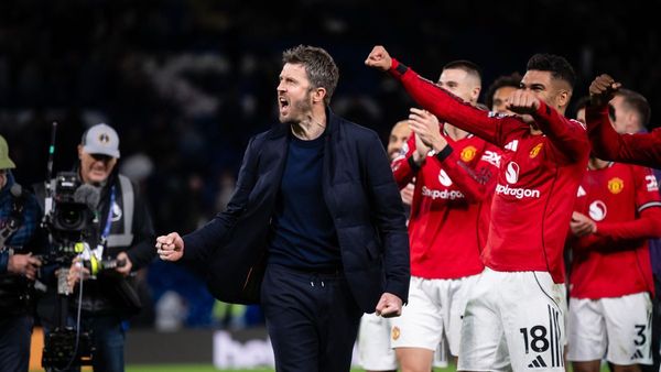Amorim left blocks for Carrick, says Giggs