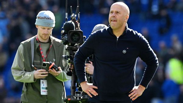 Merseyside derby win praised by Slot
