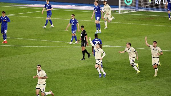 Millwall Pushes on in Promotion Race