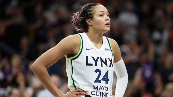 Napheesa Collier re-signs with Lynx