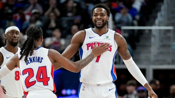 Pistons clinch Central Division title