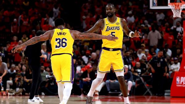 Lakers rally to OT win, take 3-0 lead
