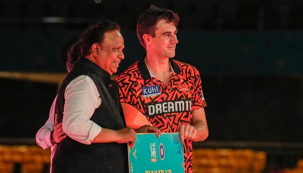 IPL 2026 Sunrisers Hyderabad get Double Boost Pat Cummins Return nears Sri Lanka player replaces injured Carse