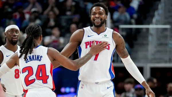 Pistons clinch Central Division title Pistons clinch Central Division title