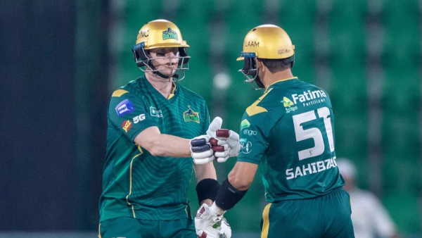 PSL 2026 Steve Smith Sahibzada Mix-Up Goes Viral Fans Call It Revenge For Babar Watch